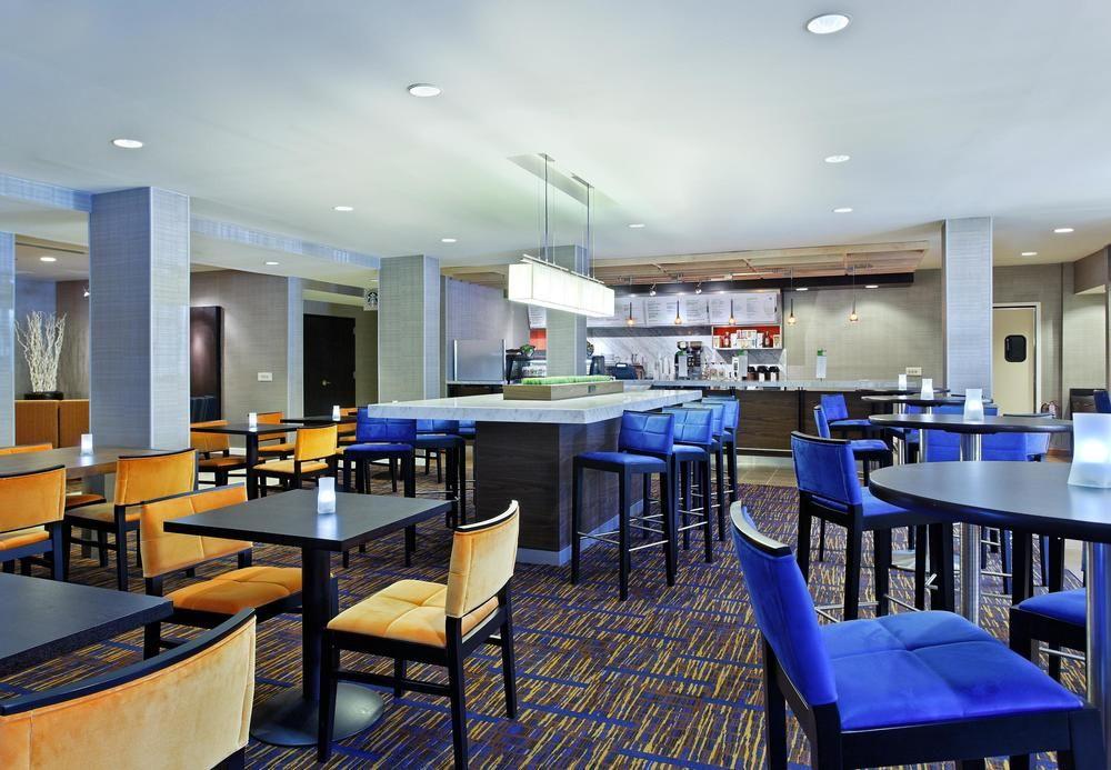 Отель Courtyard Tampa Downtown Экстерьер фото