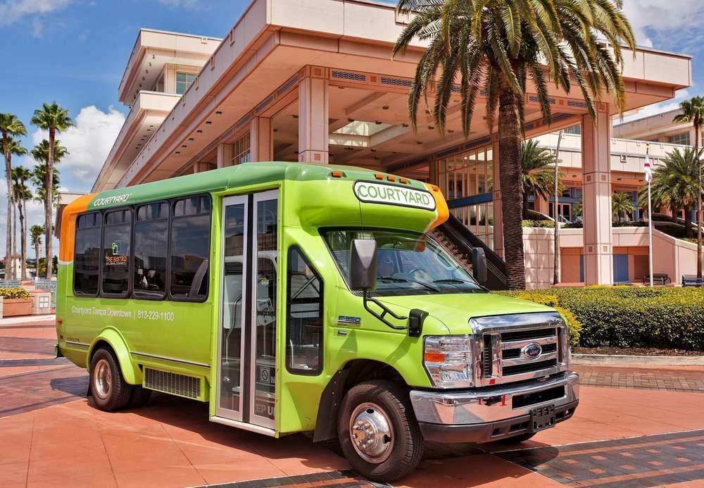 Отель Courtyard Tampa Downtown Экстерьер фото