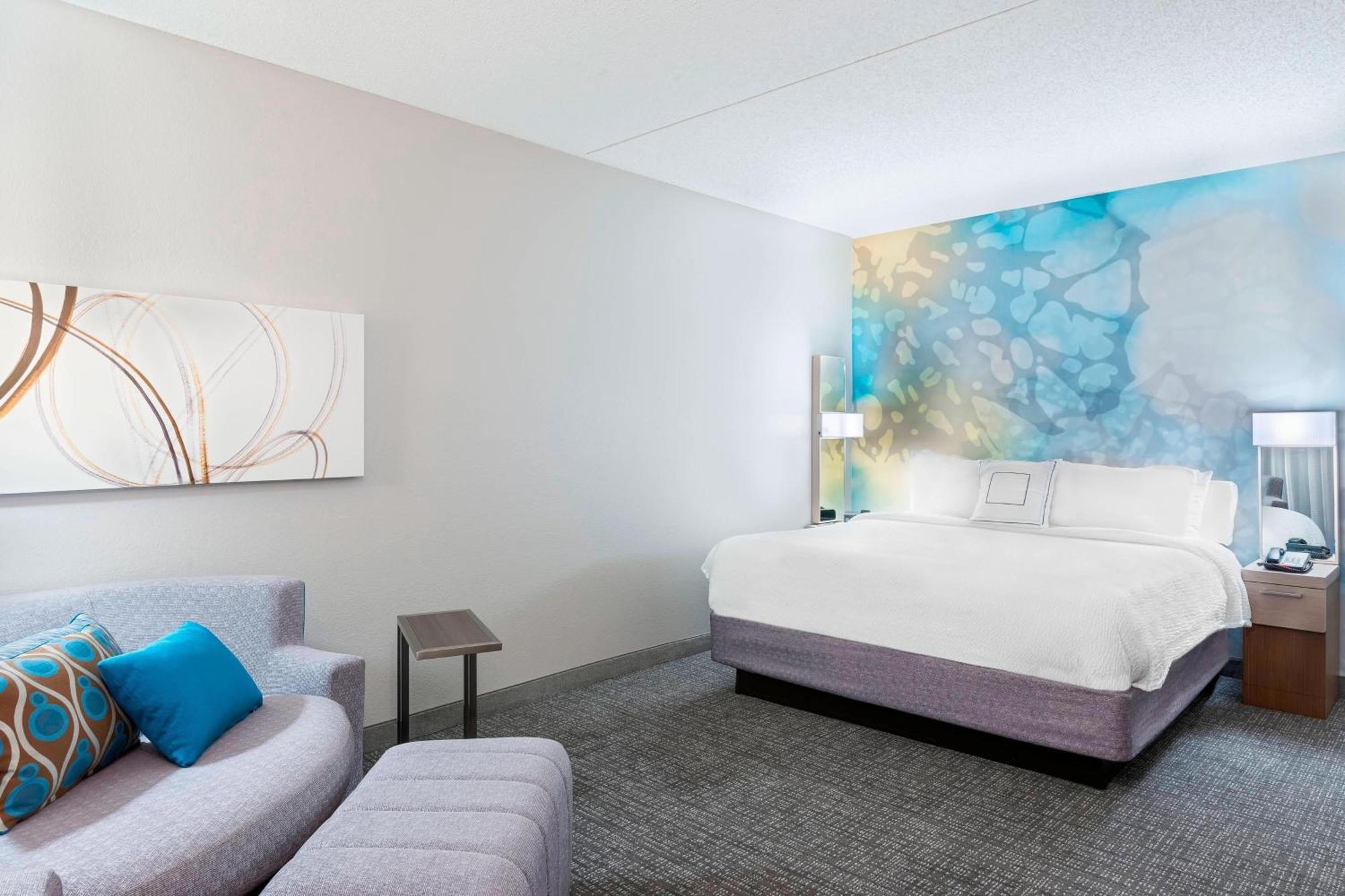 Отель Courtyard Tampa Downtown Экстерьер фото